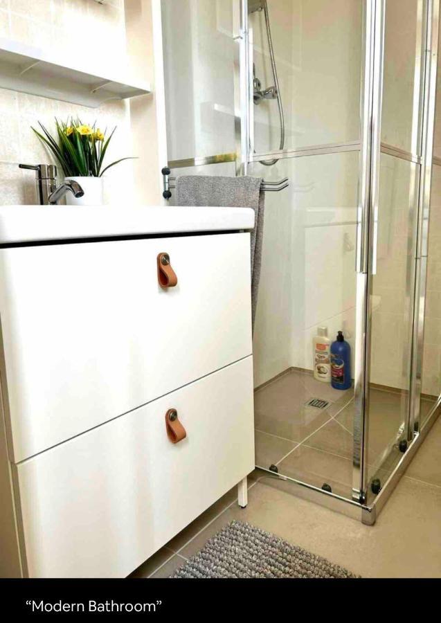 Wellness Bungalow With Jacuzzi &Sauna&Private Garden Near Amsterdam Vijfhuizen 외부 사진
