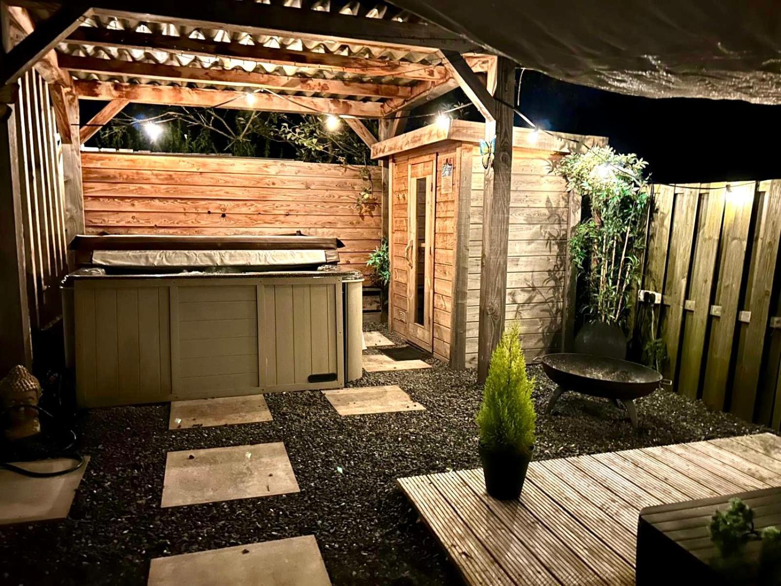 Wellness Bungalow With Jacuzzi &Sauna&Private Garden Near Amsterdam Vijfhuizen 외부 사진