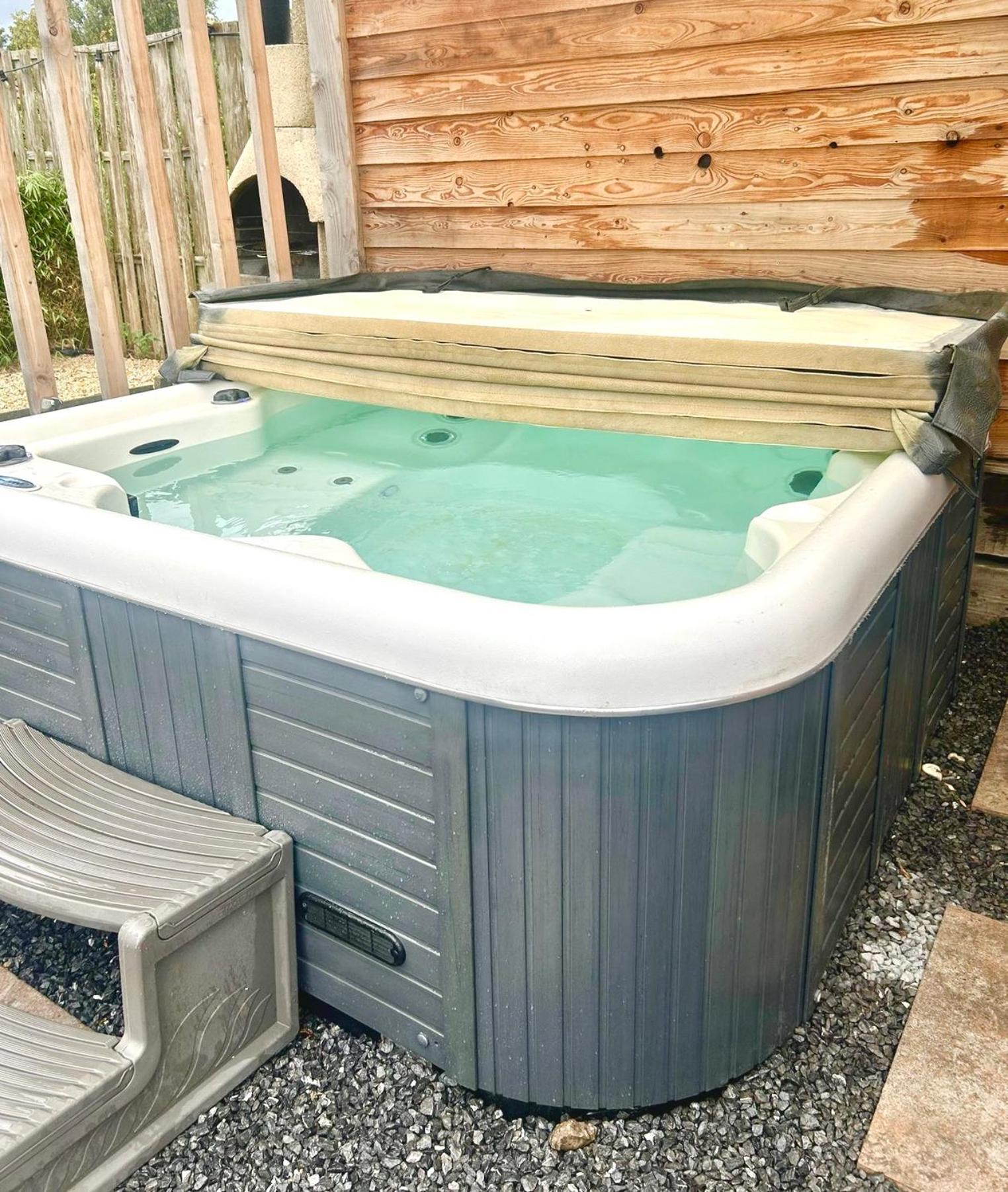 Wellness Bungalow With Jacuzzi &Sauna&Private Garden Near Amsterdam Vijfhuizen 외부 사진